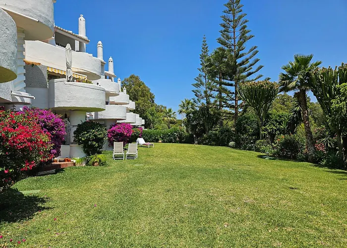 Jardines De Calahonda, Garden Cabopino