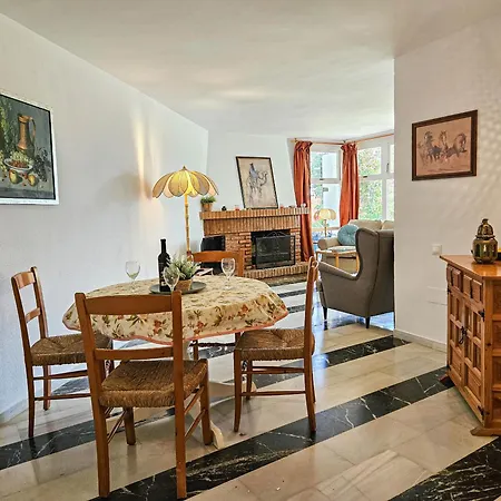 Апартаменти Jardines De Calahonda, Garden