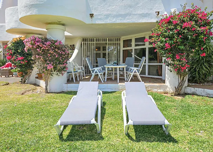 Jardines De Calahonda, Garden Apartment Cabopino