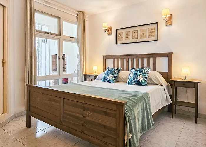 Jardines De Calahonda, Garden Apartment