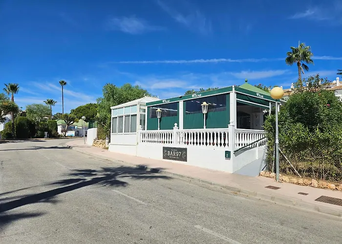 Jardines De Calahonda, Garden Apartment Cabopino