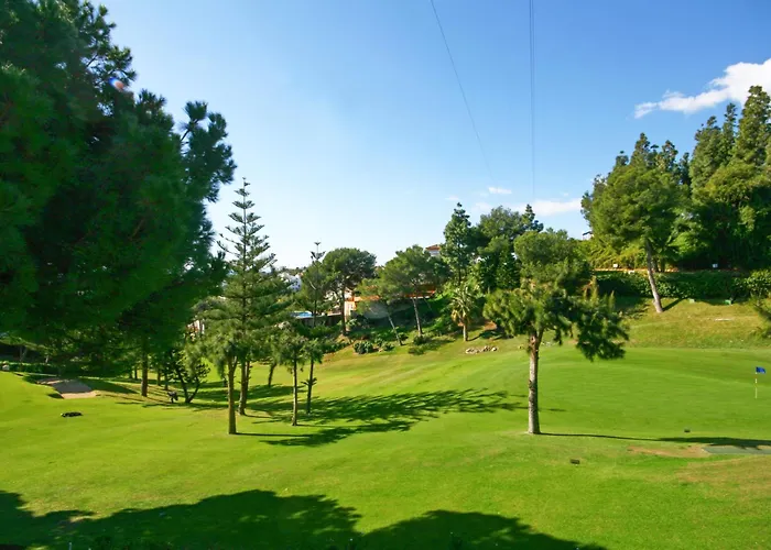 Jardines De Calahonda, Garden Apartment *